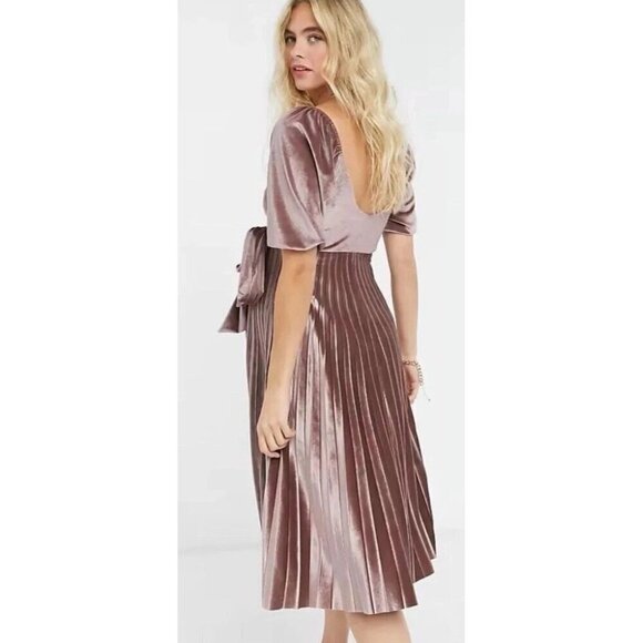 ASOS Design Maternity Woman's Sz 8 Velvet Midi Dusty Pink Pleated Dress NWOT - Picture 2 of 10